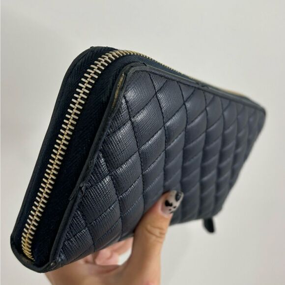 Quilted Prada saffiano leather wallet - Picture 7 of 9